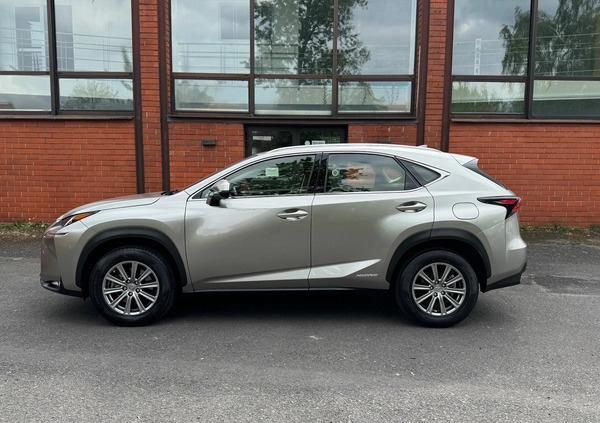 Lexus NX cena 116000 przebieg: 68656, rok produkcji 2015 z Świdnik małe 79